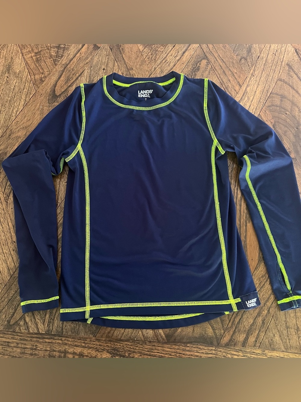 Lands' End Navy Long Sleeve Rashguard shirt with Lime Stitching, Unisex Size 8